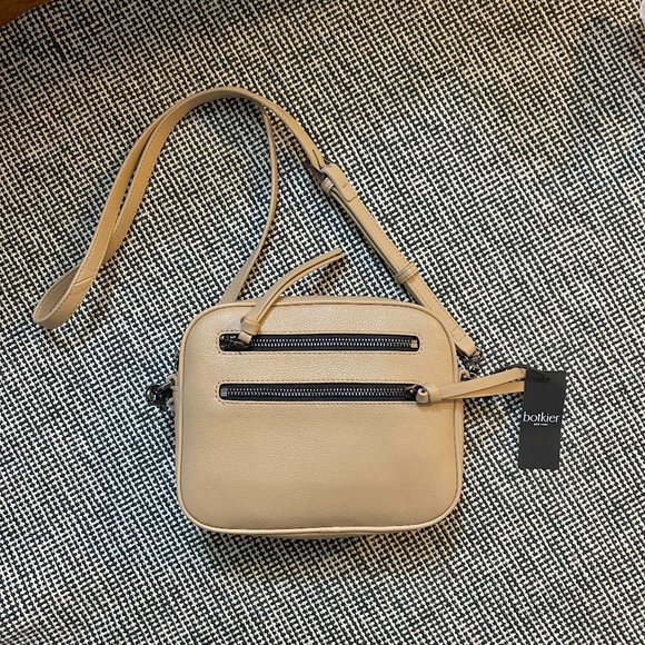 Botkier Handbags - ⚡️NWT Botkier Chelsea Camera Crossbody Bag beige genuine leather
